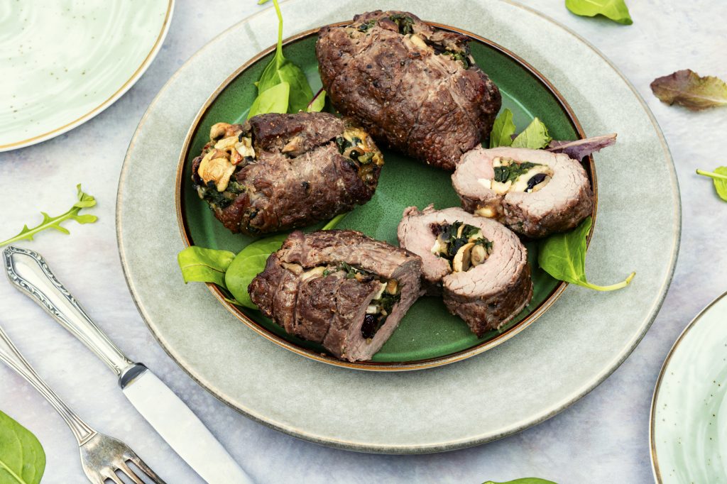 Lomo Relleno con Espinacas y Queso Feta