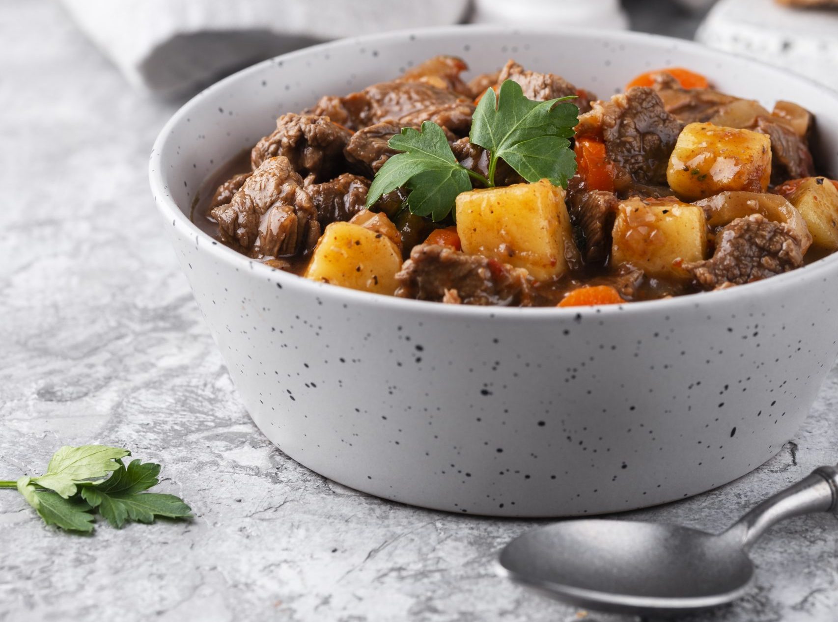 Caldereta de Cordero con Patatas