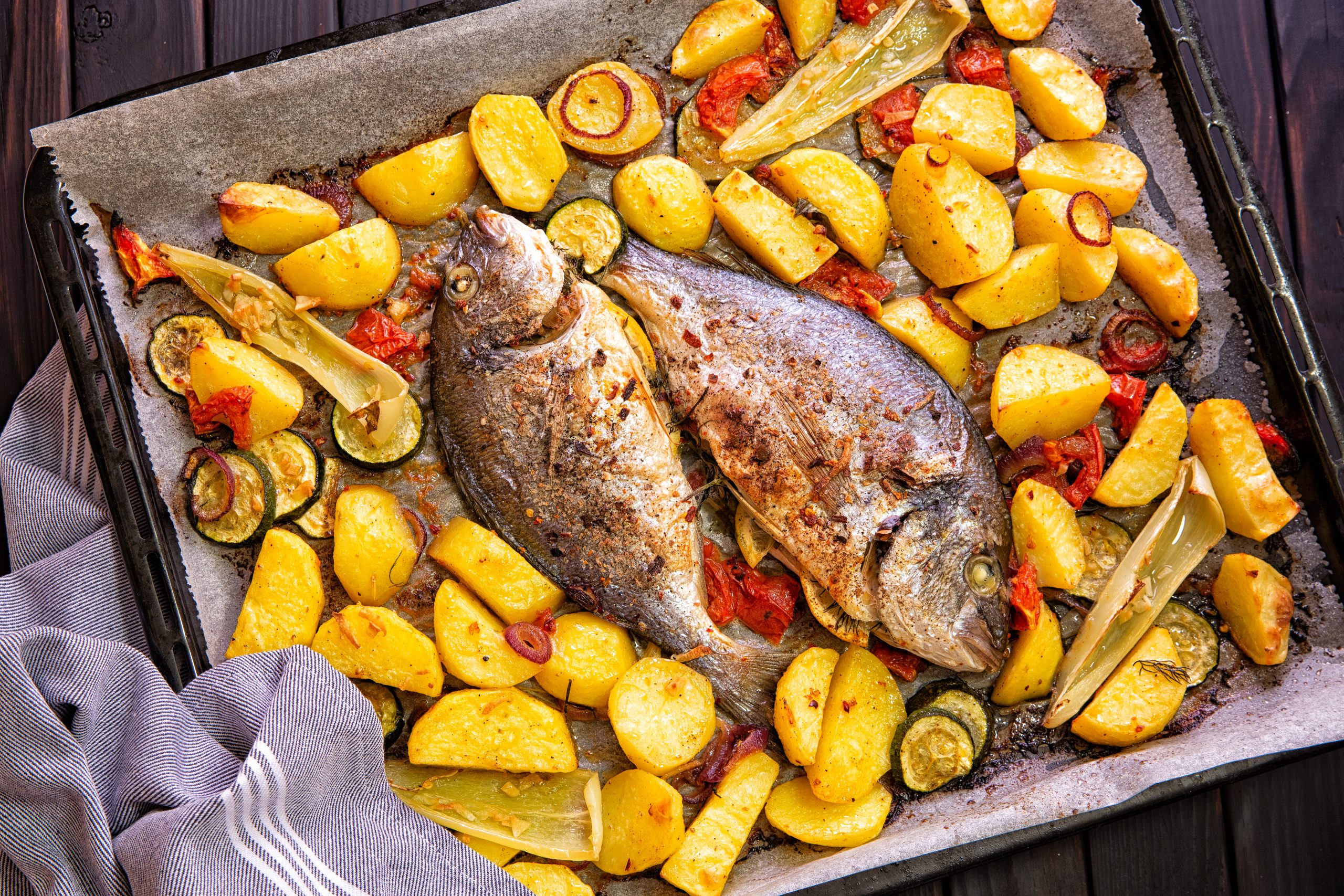 Dorada al Horno con Patatas