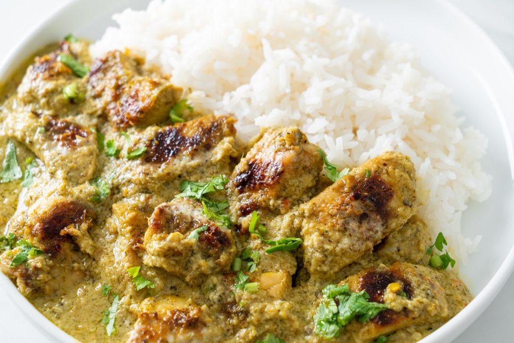 Pollo y Arroz al Curry con Coco 